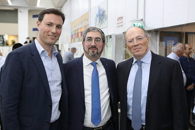 Asher with Shmuel Schnitzer, former president of the Diamond Exchange